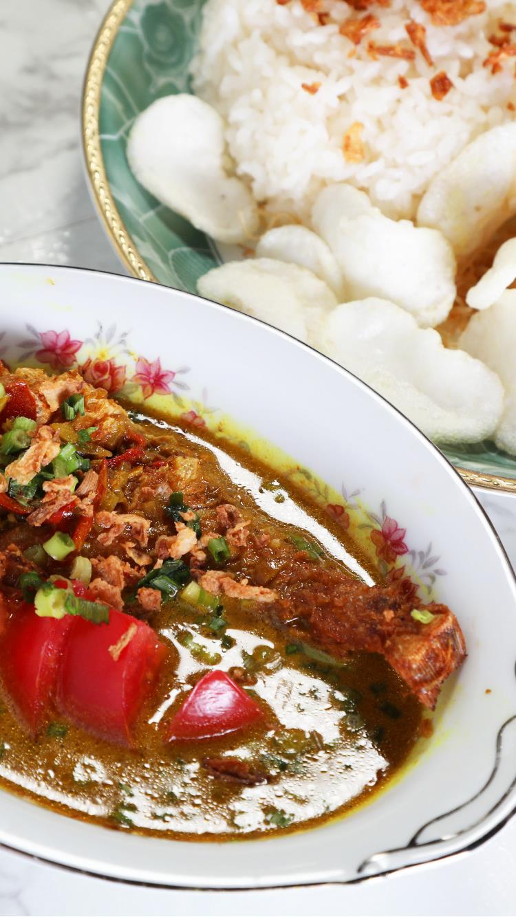 三重県四日市市でおいしいインドネシア料理を楽しむなら【La Tent】へお越しください。インドネシアの代表的な家庭料理を、安いお値段でお楽しみいただけます。